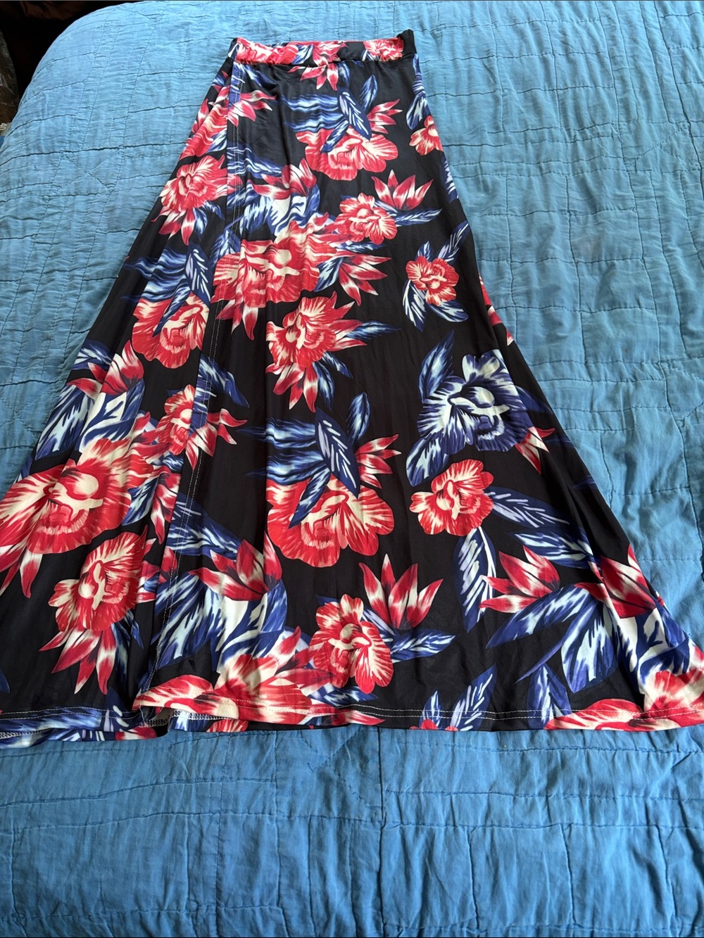 Source Unknown flowered Maxi Skirt with Red & Blue Floral Print